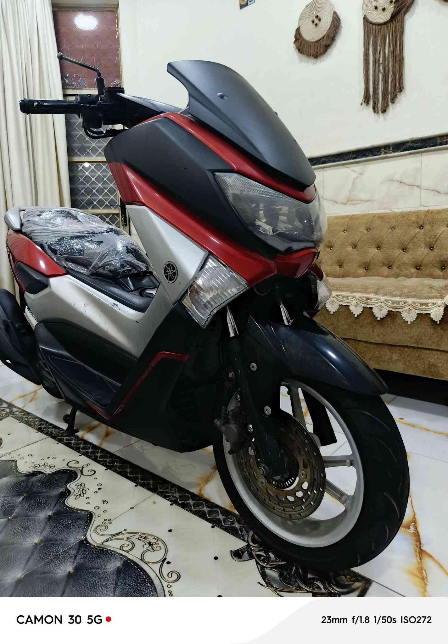 دراجة أن ماكس موديل 2018 دراجه مكينه مكفولة نازله من رمبه قبل 7 أشهر دراجه جبته ماشيه من رمبه 63 ألف هسه ماشيه 68 ألف دراجه بيها استان حساس السعر 1625 بيها مجال الطيبين العنوان واسط الصويرة رقم ***********

نص مكتوب في الصور:
- CAMON 30 5G
- 43mm f/1.8 1/50s ISO475
- CAMON 30 5G 43mm f/1.8 1/50s ISO374
- 23mm f/1.8 1/50s ISO336
- 23mm f/1.8 1/50s ISO325
- CAMON 30 5G 23mm f/1.8 1/50s ISO244
- 23mm f/1.8 1/50s ISO272