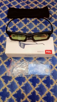 نظارة 3D  جديد لوك  كبس الشركة TCL   ٢٠ الف مع توصيل  07727164297
