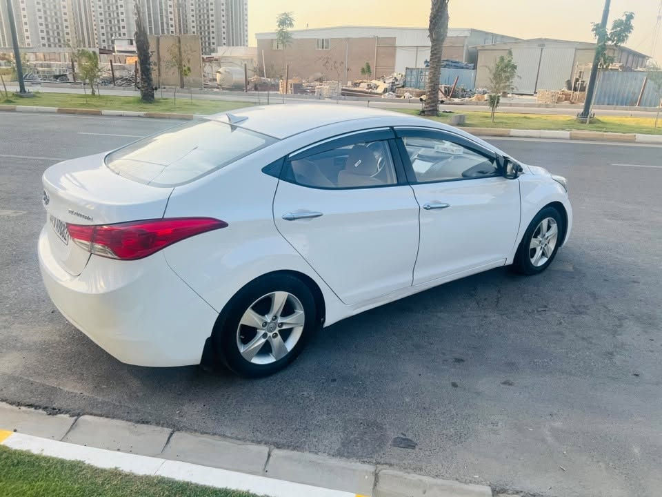 السلام عليكم 

النترا خليجي موديل  ( ٢٠١٤ ) ابيض 
 
كفاله عامه كير مكينه تبريد حداديه 

بدون قطرة صبغ  فقط بارد خشم الجاملغ الامامي  فدشي بسيط 
رقم اربيل باسمي 
السياره جديدة وخير من الله وجاهزه 
 
السياره احلى من الصور 

السعر (١٠٩ ) وبيها مجال 
مكان / بغداد حي الجهاد 
الرقم / ***********
