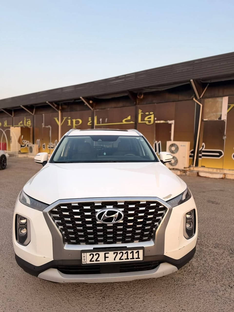 السلام عليكم
بلاسايد
مديل 2021
الضرر
باب خلف السايق
باب خلف العبري
جاملغ خلفي
المواصفات
رادار امامي
رادار جانبي
حساسات اماميه خلفيه
فتحه سقف
تدفئه كشنات
كشنات منفصل 
سياره جاهزه من كلشي 
مكينه كير بلادي 
حجم المحرك ٦ سلندر ٣٨٠٠
مداور موجود
وكاله موجود الي تحب شنو سياره بدون غرامات 
كلشي جاهز 
العنوان النجف /الكوفه
السعر 205
***********
