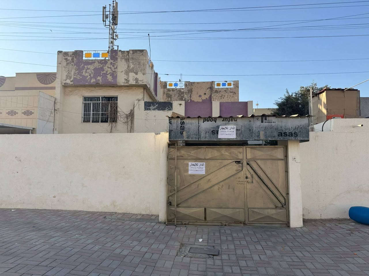 وسط الرمادي • حديقتين • كراج سيارة
