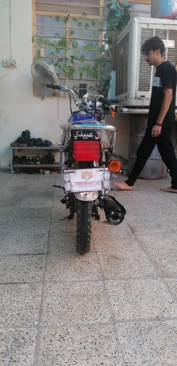 مطار /سي جي بارفازللبيع العنوان ايمن الزنجيبه سعر250
في مجال بسيط للطيبين (***********).)(***********)
