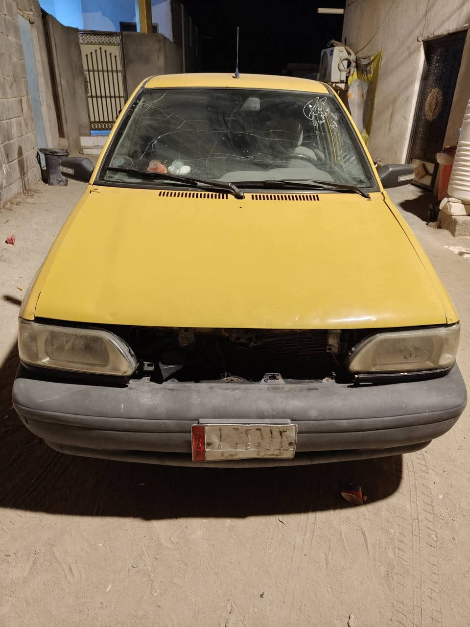 عمي تصوير جديد وبليل بعد بترابه لا قاسله ولا شي اكو ناس تريد تصوير جديد سيارة مديل 16 وسعر 14 وبيه مجال كير محرك حلوات هاي كدام اعينك سياره سنويه منتهيه  سيارة اقصاد بسم شريكه ابن بلد ومخلص اقصاد ماله مكاني البصرة كرمه علي بعد لحد يسلني شنو بيه ‏‪+964 773 397 6540‬‏

