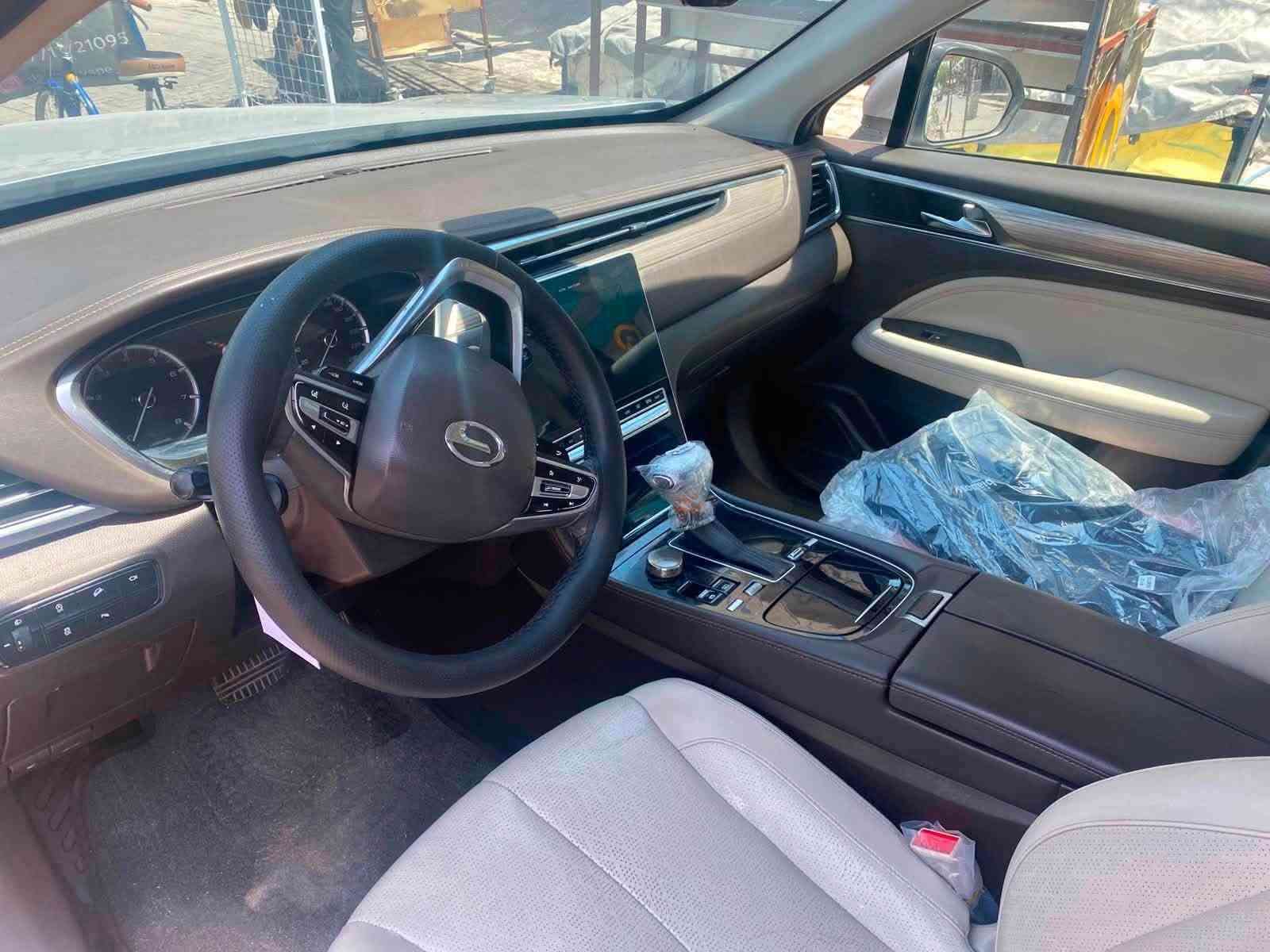 السلام عليكم
GAC/GS5 2021 

السيارة نضيفة و جديدة بمعنى الكلمه

بيها بس باب صبغ 

ماشية 140 الف 

السيارة فول للأخير 1/1

1- بصمة

2-بانوراما

3-كشنات جلد ابيض مميز 

4-شاشة 

5-لايت عدسات 

6-بك لايت ولايت لد

7-تبريد خلفي 

8-كشنات كهرباء 

9- سبورت + نورمال + ايكو 

10-كشافات 

وباقي المواصفات المعروفة 

مكاني بغداد حي الاعلام 

السعر 120 وبيها مجال بسيط 

📞***********
