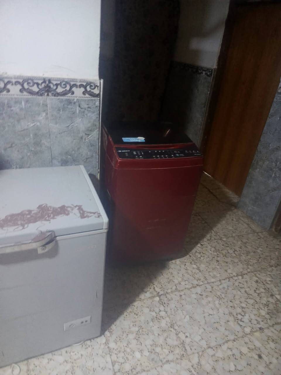 غراض للبيع • سعر خاص • إلكترونيات