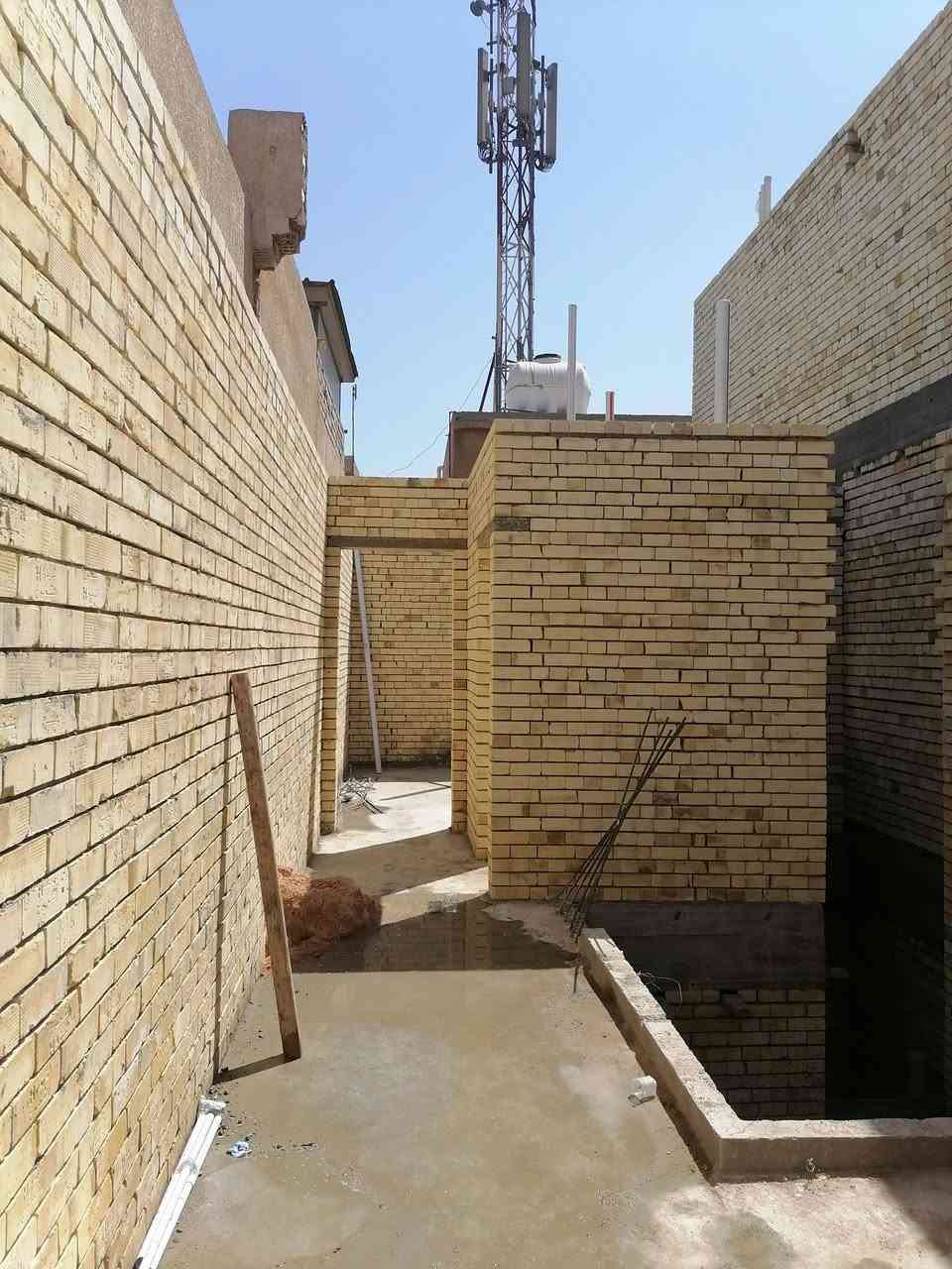لا توجد تفاصيل

نص مكتوب في الصور:
- خلفه بنا درجه وله ستلام مهندس نشتغل جميع مناطق بغداد وبسعار مناسبه ***********