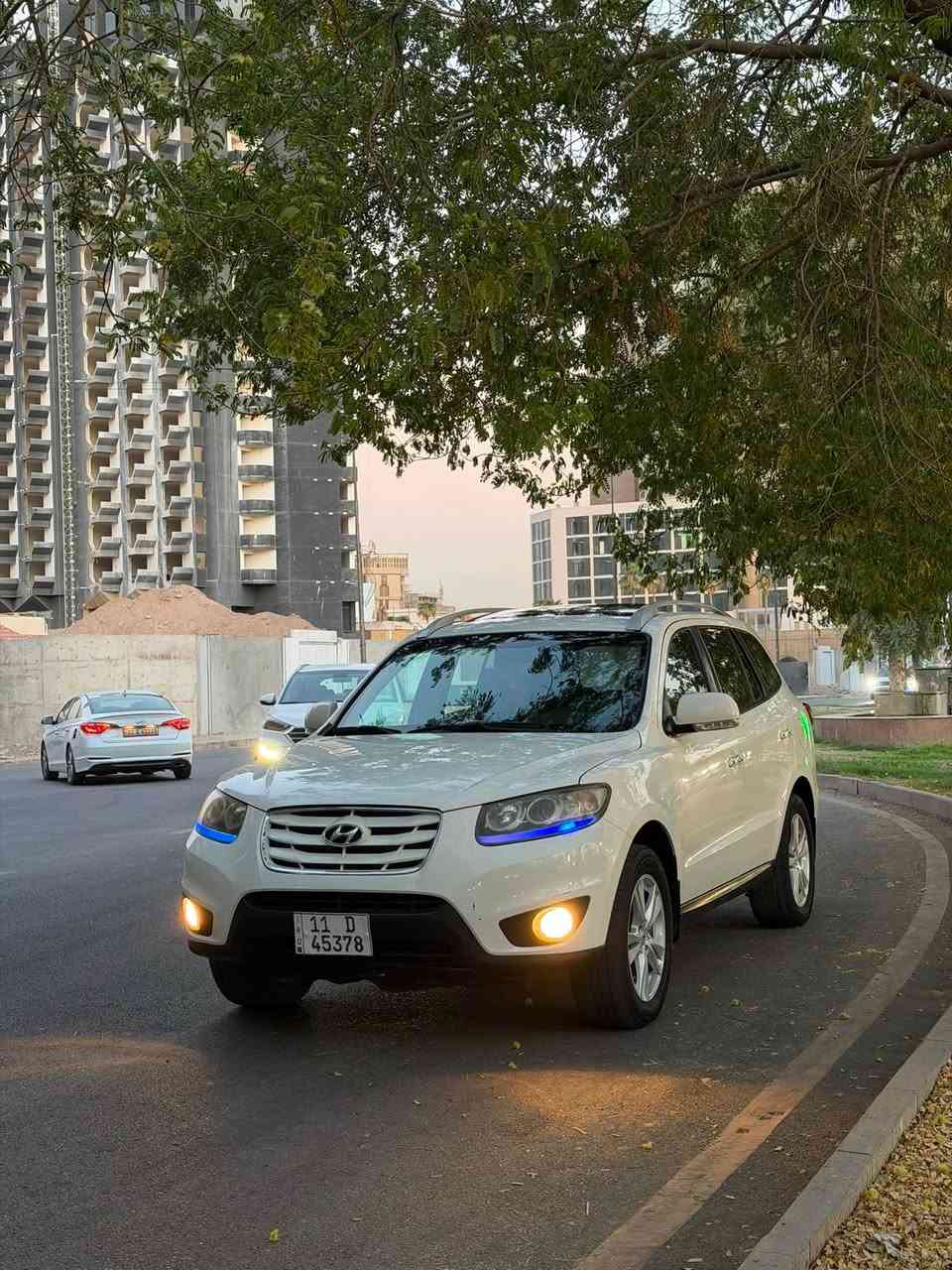 ‼️ كل ما هو جديد وحصري نقدمه لك بأدق التفاصيل ‼️
🚙 هيونداي سنتافي 2011 خليجي 🔥

🔹 فول مواصفات�🔹 محرك V6 — 3.5 لتر / 6 سلندر�
4×4�🔹 7 راكب�🔹 بصمة + فتحة سقف�🔹 مرايا شفط + إشارات بالمرايا�🔹 يدات نيكل�🔹 مثبت سرعة�🔹 ويل كروم�🔹 تبريد 3 قطع�🔹 ثلاجة بالجكّمجه�🔹 داخلية بيج مع أسود�🔹 تحكم ستيرن جهتين�🔹 كشن كهربائي
✨ كفالة عامة من الصبغ — بدون قطرة صبغ�✨ سيارة نظيفة جدًا ومناقصة شي�✨ جديدة بشرط الفحص�📸 صورة السونار مرفقة مع الإعلان�🎥 فيديو كامل للسيارة متوفر على الواتساب

السعر :- 144 وبيها مجال 

📍 رقم بغداد — مشروع وطني�⚠️ شرط التحويل فقط
📞 للاستفسار:�***********
