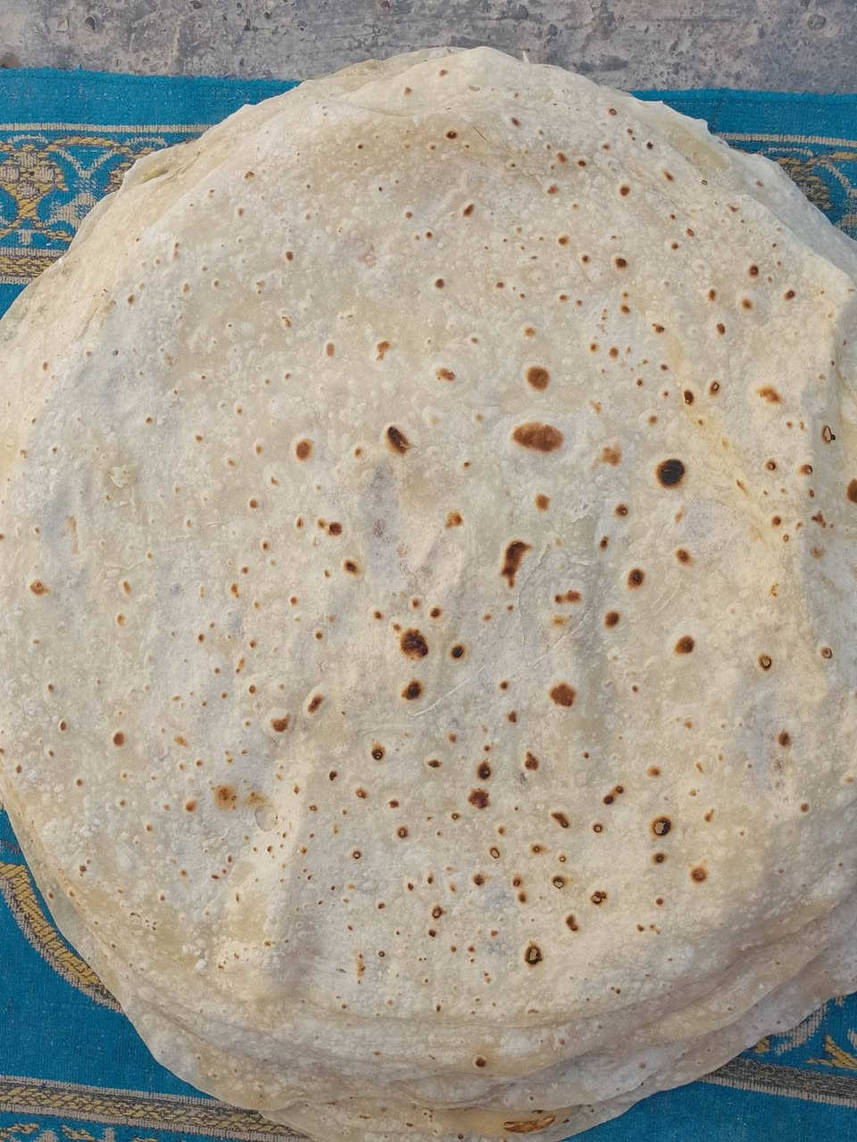 السلام عليكم
خبز صاج عراقي بأجود أنواع الطحين، للافراح والمناسبات، وعدنه توصيل لكافة أحياء مدينة الموصل، والأسعار كل 100 قطعه ب 25 الف إللي يحب يحجز يتواصل وياي عالخط وتدللون، مكاني حي الانتصار قرب جامع الغرباء  
***********
***********
