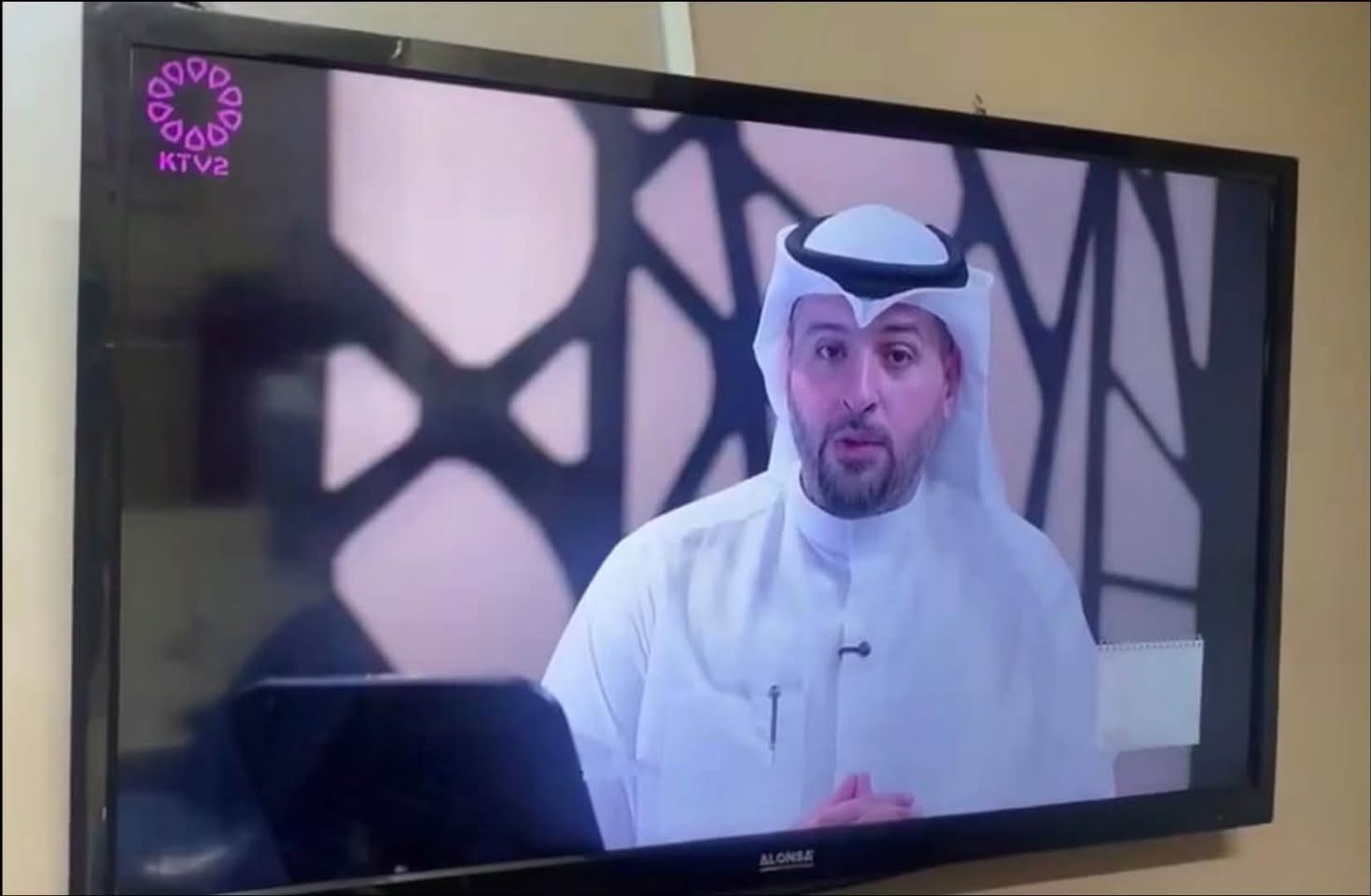 اغراض نضاف جداا للبيع
داخل بسمايا
..
متوفـر خدمة توصيل داخل بغداد وداخل مجمـع بسماية السكني ❤️🚘
للاستفسار خاص او عن  طريق رقم الهاتف واتساب فقط 
***********📞

