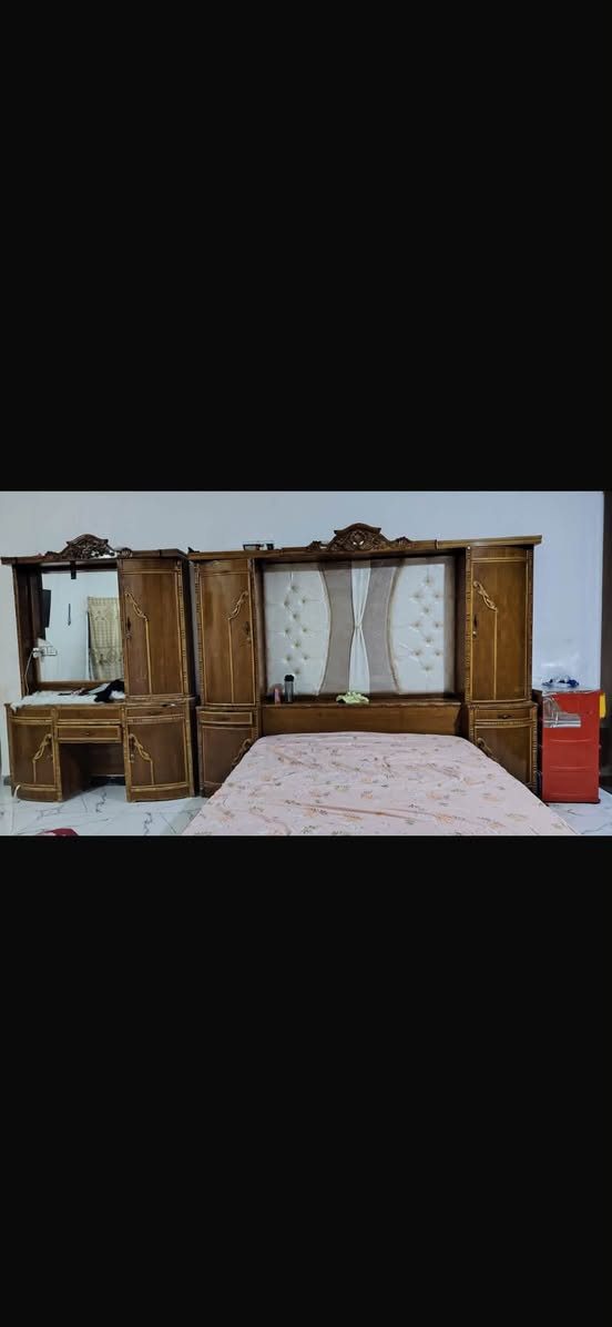 غرفة صاج عراقي اريد ابيعها ب ٧٥٠ وبيها مجال  للتواصل ع هذا الرقم***********
