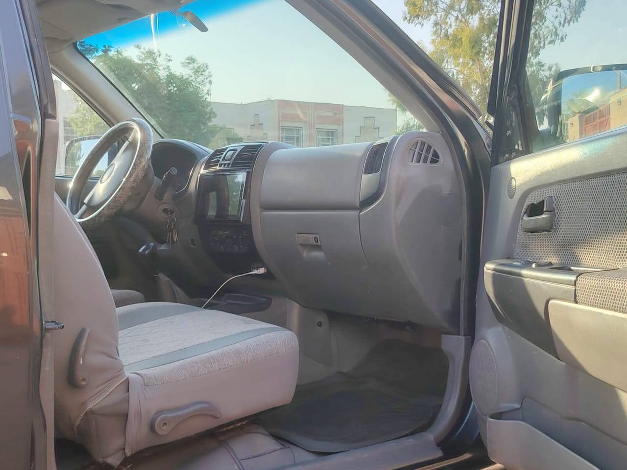 سلام عليكم مكلف بل نشر شراي يتصل  للبيع لوف مزاد   السعر 62 وبيه مجال  2004 عندي بيه وكاله يعني اني احوالك كيرو ومحرك مكفولات ***********
سلام عليكم مكلف بل نشر شراي يتصل  للبيع لوف مزاد   السعر 62 وبيه مجال  2004 عندي بيه وكاله يعني اني احوالك كيرو ومحرك مكفولات استفسار عل ارقم مكانه عامريه ***********/***********
