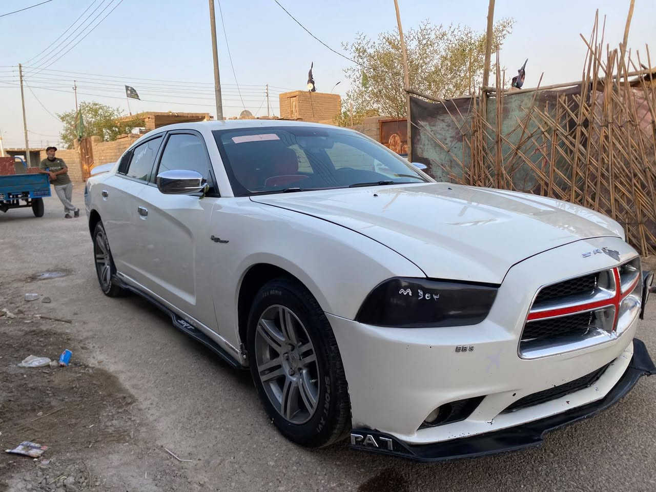 سلام عليكم جارجر البيع مديل 14 سياره ابسمي سنويه 29 سياره جاهزه محرك وكير وتبريد وحداديه وتاير كفاله ضربته جاملغ خلفي سعر 135 رقم ذي قار هاتف ***********
