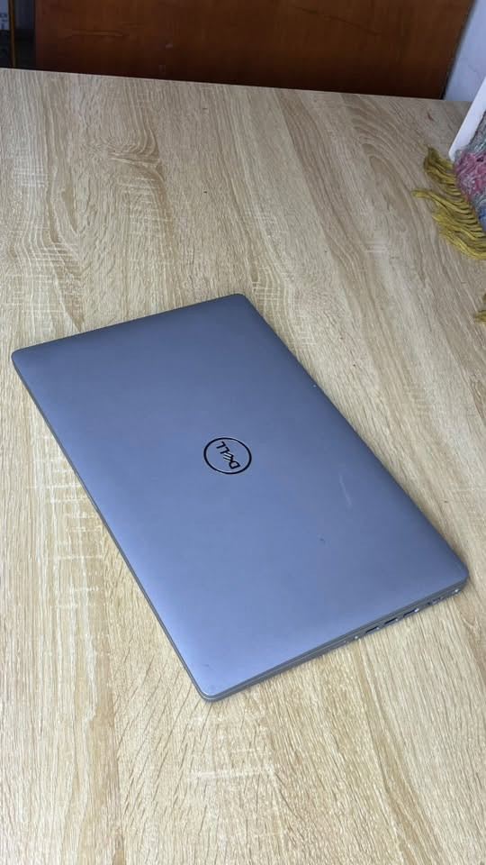 ديل Latitude 5510 • i5 الجيل العاشر • ٢٥٦SSD