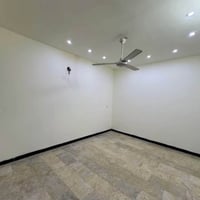 🏡 للإيجار في السيدية 📍 الموقع: السيدية – شارع النخل 📐 المساحة: 100 م² ...