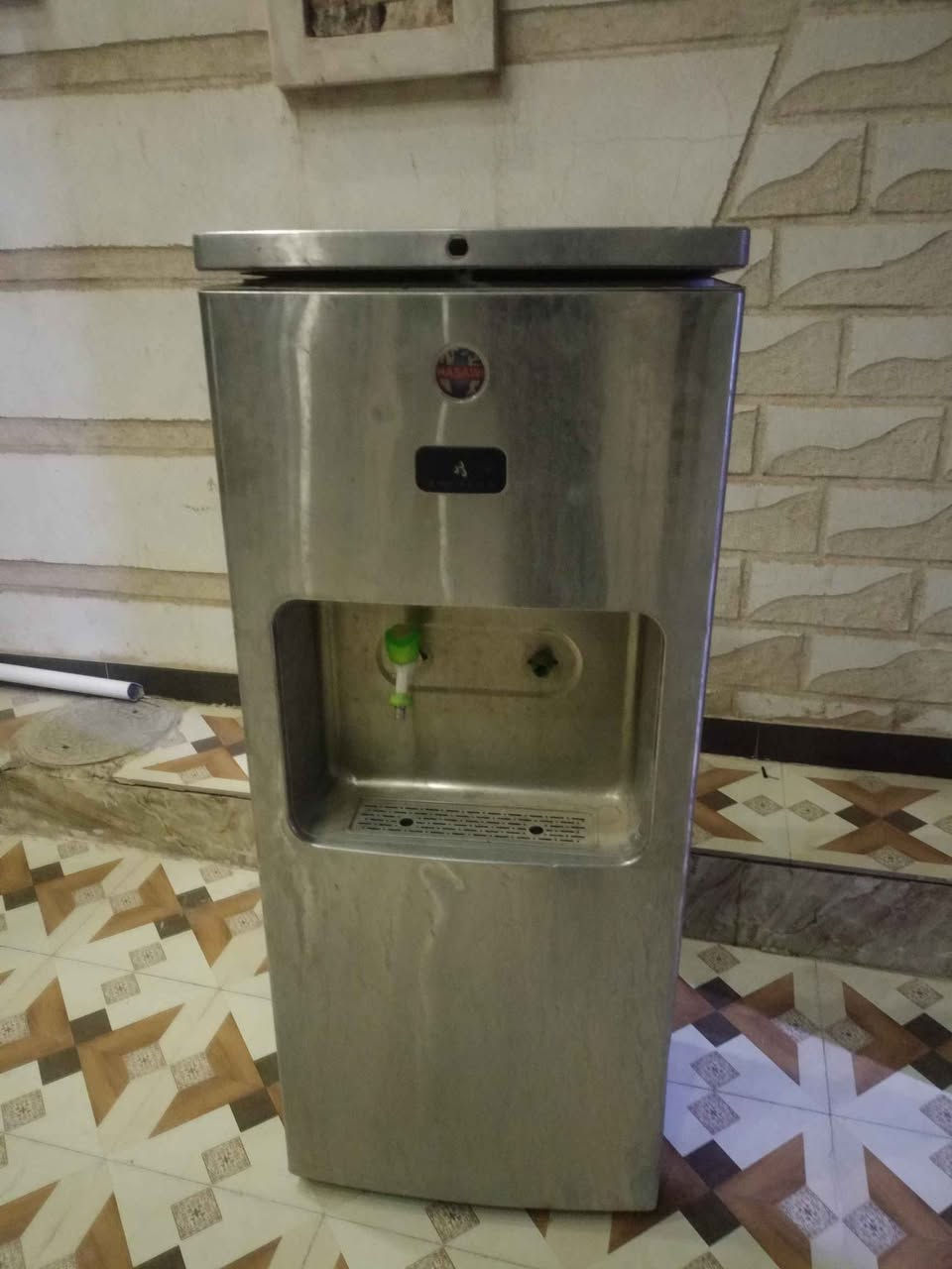براد حساوي شغال وبي ضمان سعره 225 
للتواصل *********** ناصرية, ذي قار
