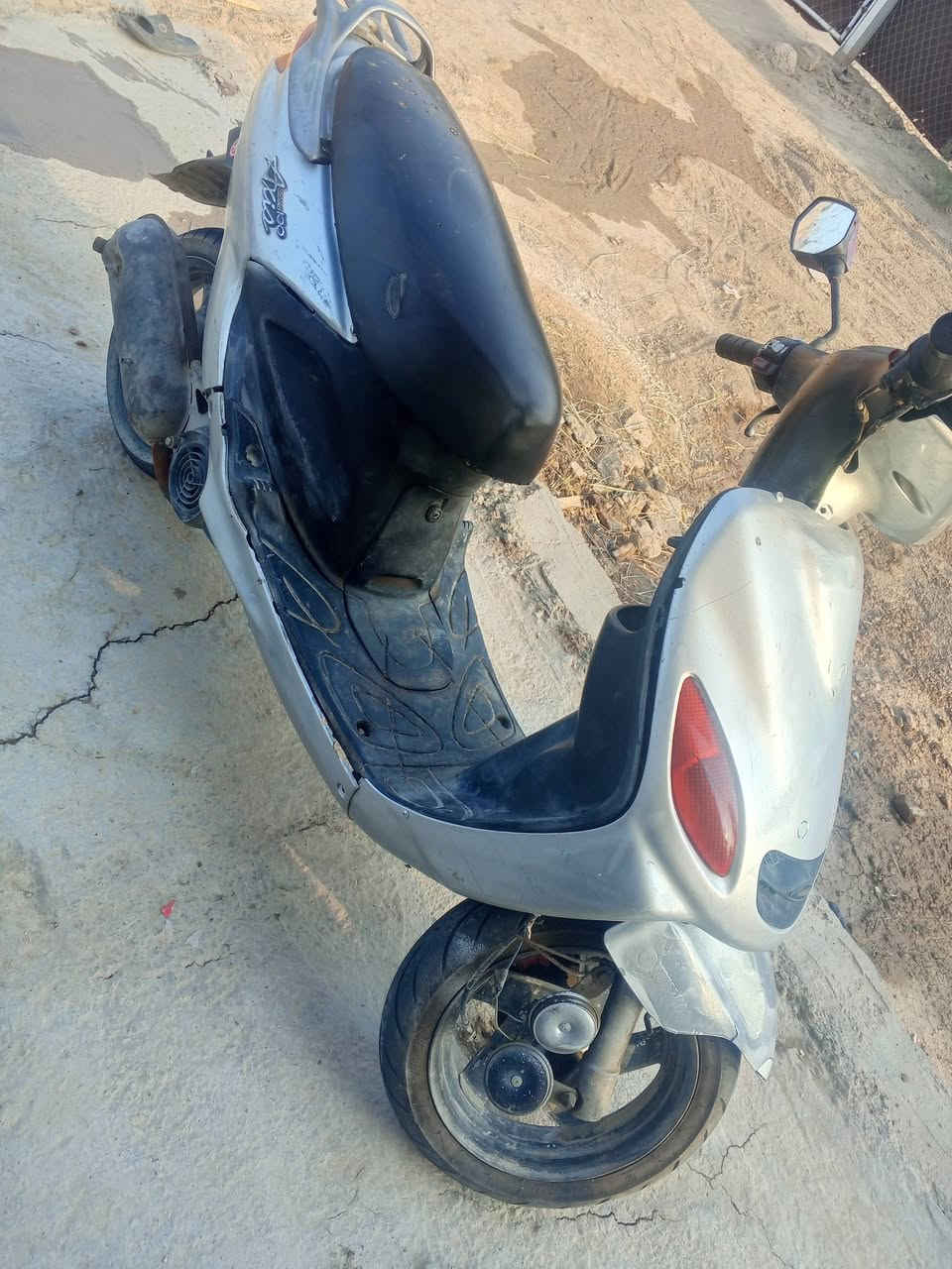 دراجه أكزز ياباني فحل شلعه معدل مكينه قوية كلش بلاديه السعر 300وبيها مجال لشراي اتصل برقم ***********او مراسلة الصفحه مكاني بابل
