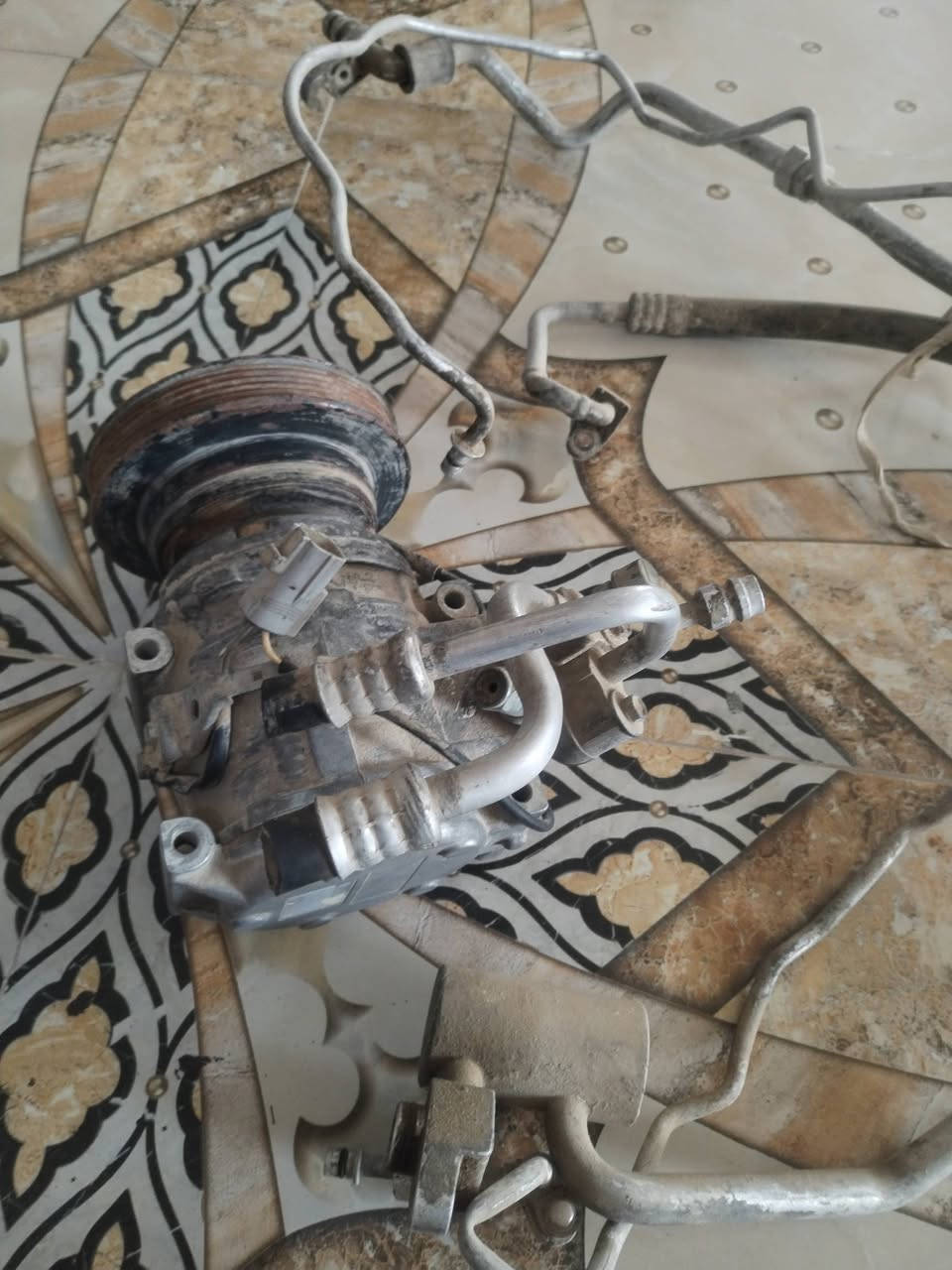 منضومه تبريد كامله وشغله كمبريسر للبيع العنوان واسط النعمانيه رقم تلفون ***********
