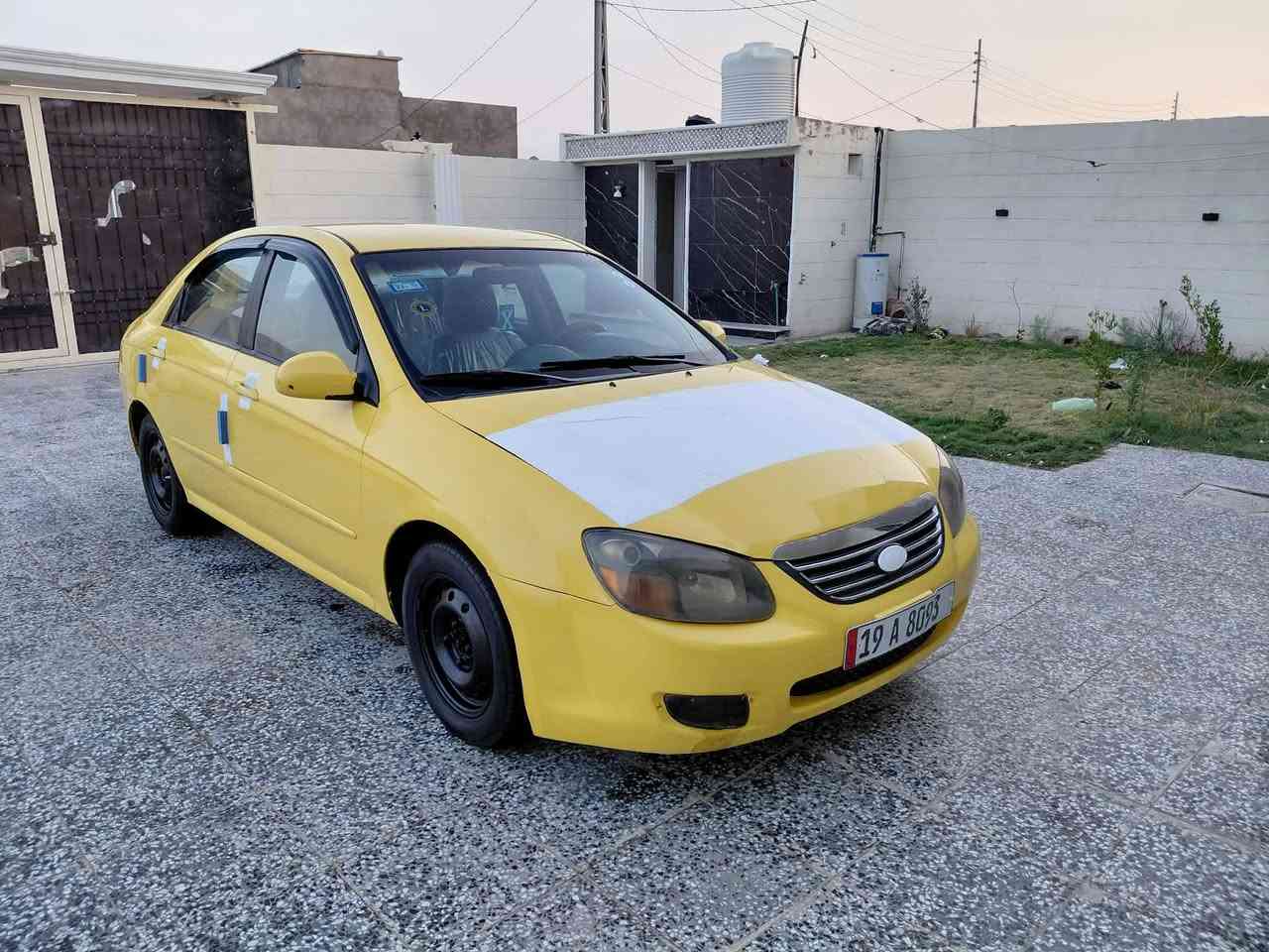 السلام عليكم كيا سبكتره موديل2008 للبيع رقم كربلاء انكليزي  تحويل ثاني سياره مصفرة هيئة وغرامه مكينه 200 هزه جديده رقم جديد سياره بيها جاملغ امامي مكينه وكير وحداديه وتخم تاير وكهربائيات وتبريد مكفولات سياره كل نقص مابيها السعر 68 رقم الهاتف *********** مكان السياره كربلاء اخوان مكلف بالنشر
