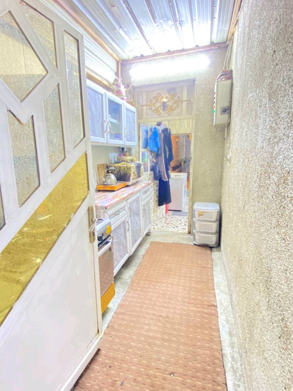 بيت زراعي 117مساحة 140 متر على شارعين المكان بغداد الزعفرانيه منطقه زوراء قرب مجسر جديد(مجسر اسواق مريم) يبعد عن شارع لعام 150 متر بيت بناء بلوك وعگاده بيت جاهز تريد تكعد بي تريد تفلش وتبني مشتملات بيت موقعه حلو على شارعين يعني اذا تفلش تبني بيوت ثنين سعره 65 وبي مجال ***********