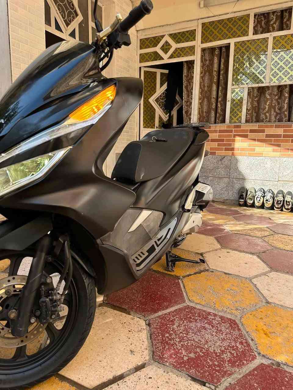 للبيع جيل ثالث كوري رمبه ماشيه ١٢ مكان الدراجه ديالى بعقوبة السعر ١١ ونص وبيه مجال اذا شراي اتصل ***********
