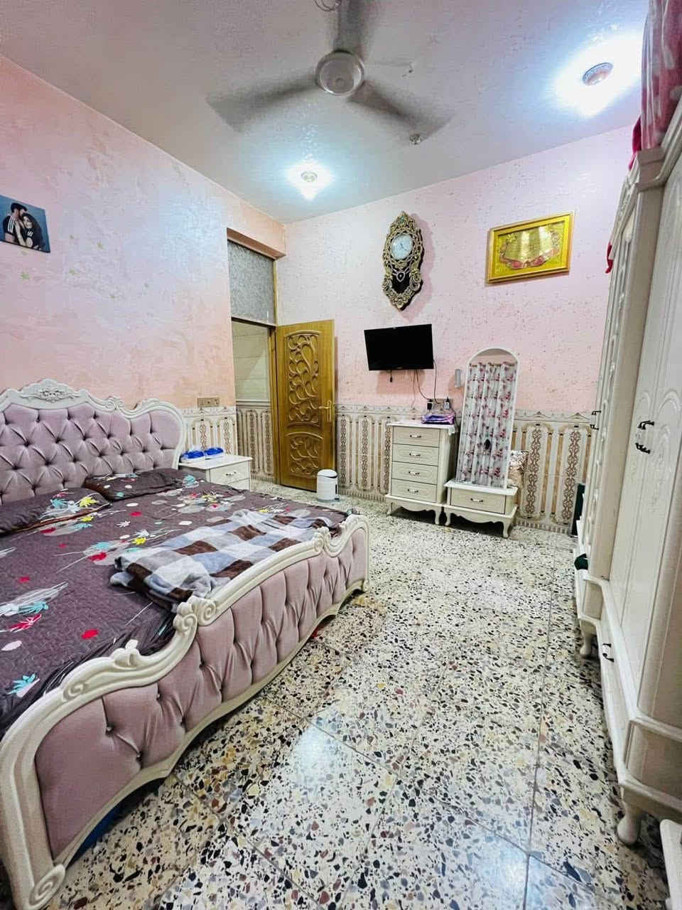دار للبيع المساحه 100 م طابو زراعي سند 25 نادر الثانيه منطقة كراغول قرب صيدلية الصفا. سعر الدار 60 مليون 
***********
***********

