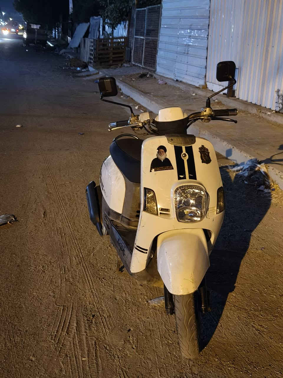 بوليس كابريتر للبيع كفالهةسعر ٨٥٠بيه مجال مكاني بغداد تصل***********
