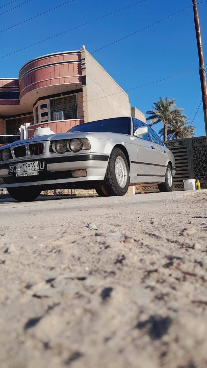سلام عليكم
بي ام دبليو حجم 535 مكفوله كفاله عامه من كير ومحرك كير اوتماتيك كهربائياته كله شغاله لايت للعالي زنون تبريده شغال لون زلفريه سياره مدوشمه مذب عليه لو ربع 50 وبيه مجال *********** مكاني بغداد تاجي

