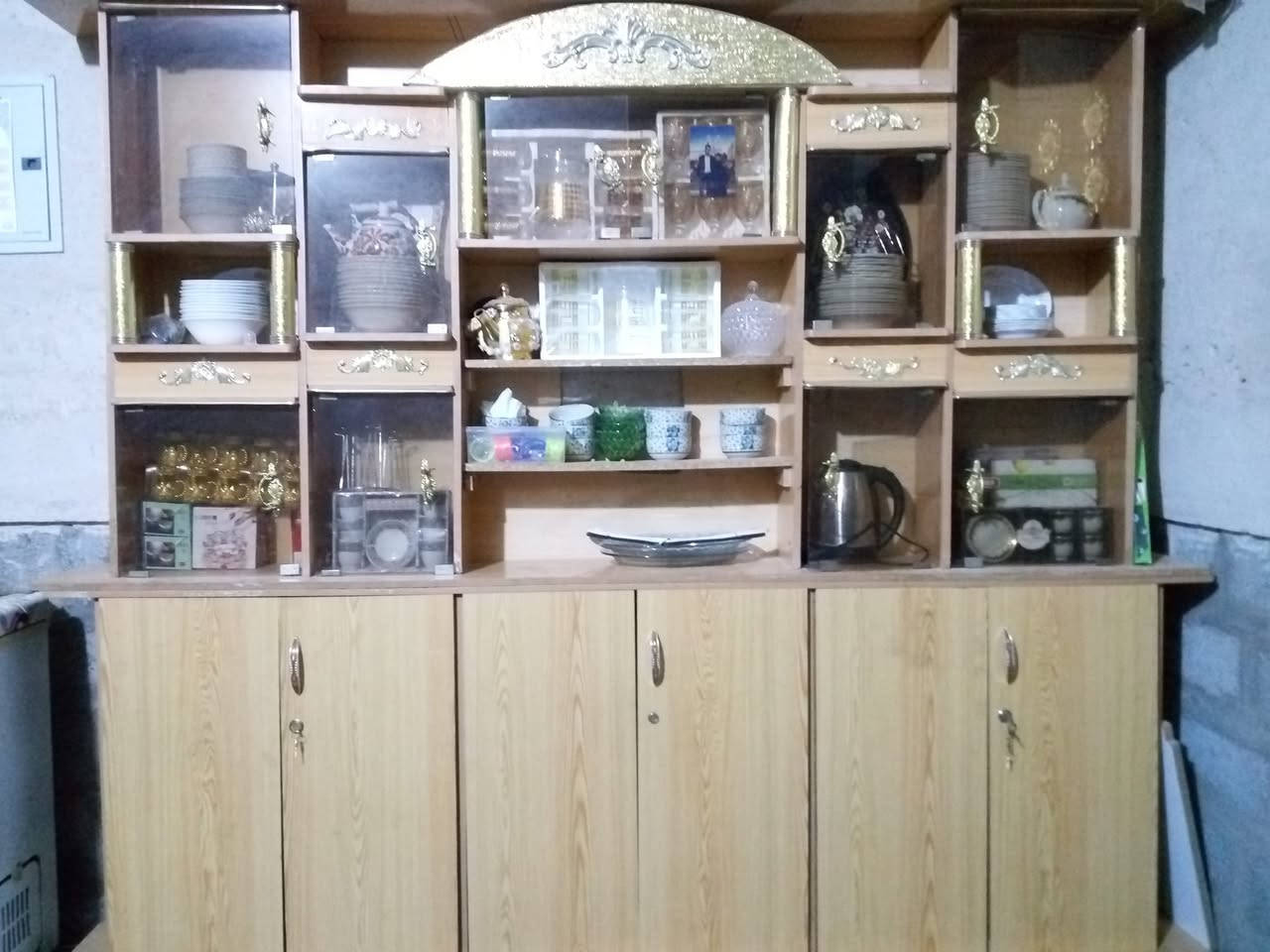 معرض للبيع • بروانة • قرب مول فراس النعيمي
