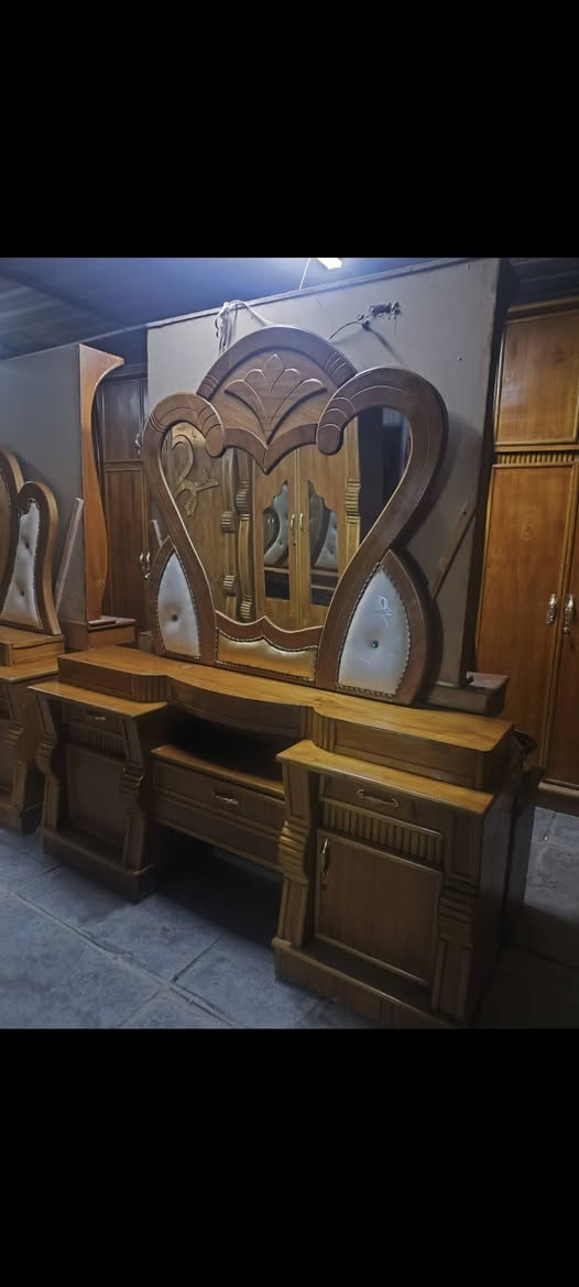 للبيع غرفة أم 5، صاج تزكام أم 6، نضافتها 95 
• صاج داخل وخارج
• زاوية بابين
• شغل حديث ومرتب
• غرفة ثقيلة مو خفيفة

📍 العنوان: ميسان
📞 للتواصل واتساب أو اتصال: ***********
