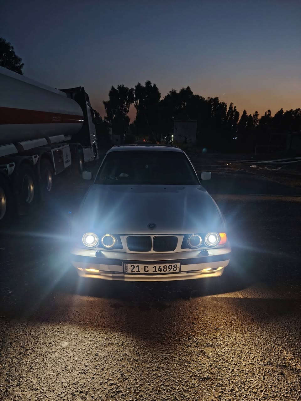 السلام عليكم BMW 525 مسكر موديل ١٩٩٢

كير عادي مكينه تبريد صدر خلفي امامي جديد خير من الله

فتحه سلايد رقم سليمانيه جديد تريد تحويل تريد وكاله

اكسل قفل تايرات تخم جديد نعومه كلش حلوة بالسيارة
بيه بنيد صبغ بدون ضربه وبيهة الجاملغ الخلفي اليمنه صبغ أثر طخه خفيفه الباقي بلاد السياره كهربائيات كلهة شغاله بلاديه السعر ٥٣ وبيه مجال بسيط

التواصل وات ساب  ***********

للاتصال ***********

العنوان بغداد
