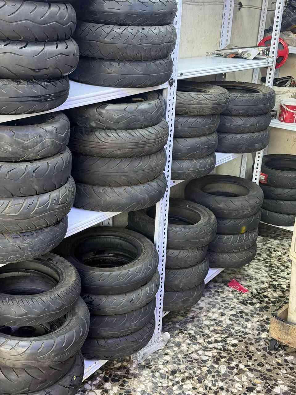 لبيع شلعه وحده بي 12 و 10عدد التيرات 112السعر 11لف نهايته ***********
