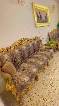 خشب أصلي • ٢ كبار • ٤ صغار