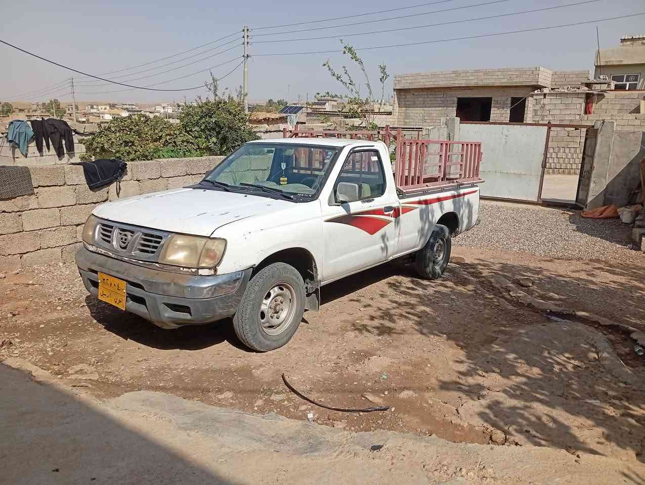 ٢٠٠١ • بدنه رەشە • لای سەکن