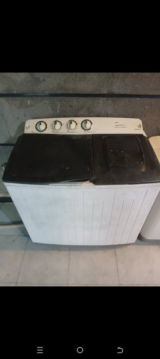 غسالات للبيع بسعر مناسب وطباخ سعرة ٥٠الف للاستفسار الاتصال على الرقم ***********
