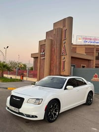 كرايسلر 300 • ٢٠١٧ • رقم اربيل