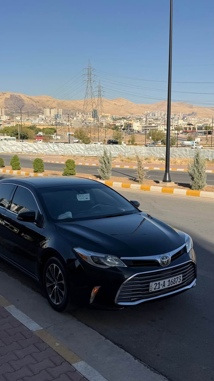 بێ بۆیاخ تەنها بۆنیدەکەی پەڵەیەک ساردی هەیە و باقی وردەیە شتێکی هەبێ مەگەر
تەنها سڵاید نییە
170 هەزار کم ڕۆشتوە
١٧٥ گەڵاو مامەڵە
*********** السليمانية, العراق
