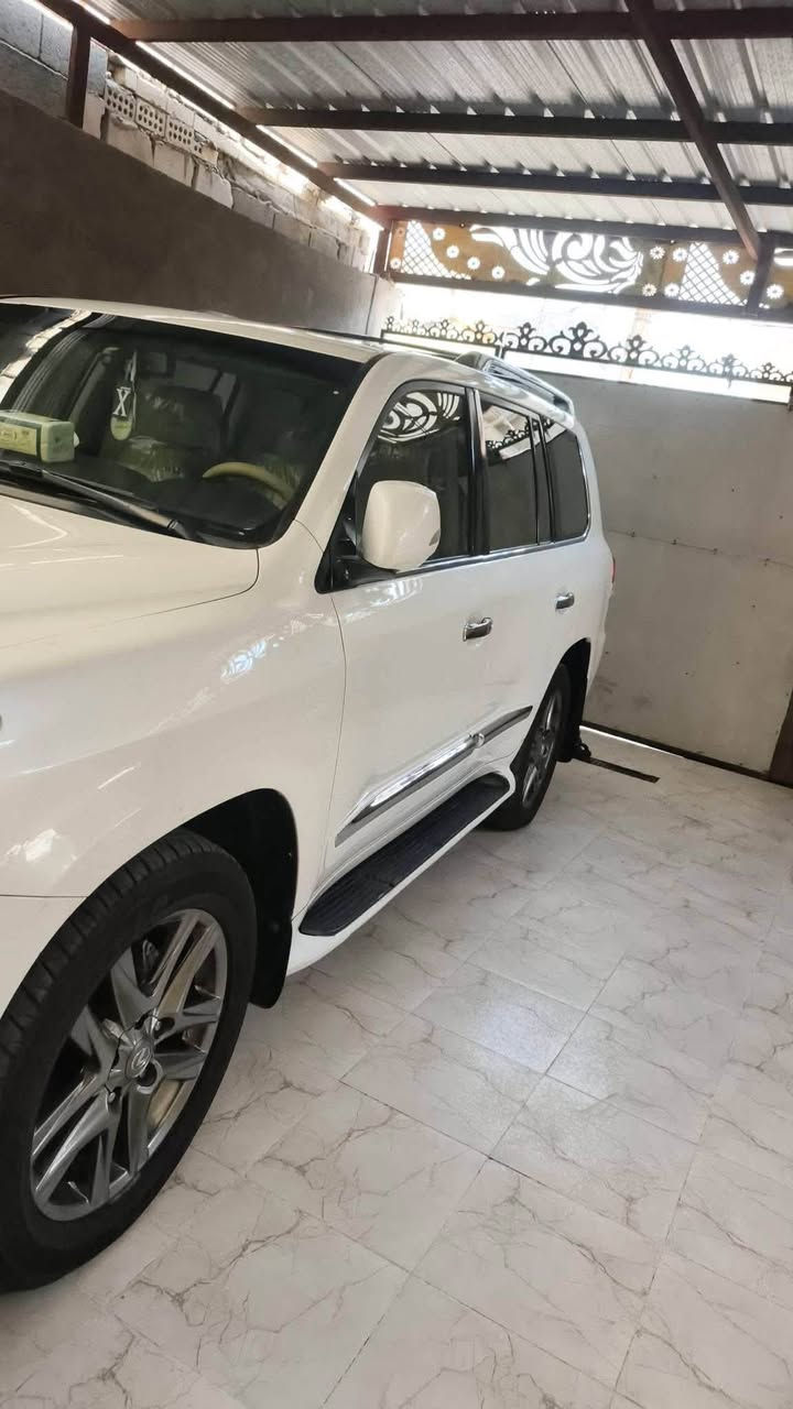 لكزس LX 570 • ٢٠١٤ • رقم بصره