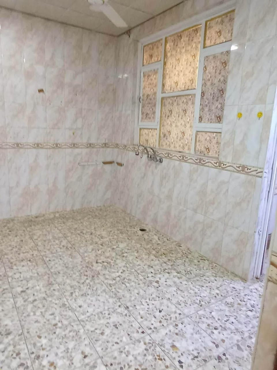 🏠 دار للبيع - حي الفرات

📍 العنوان: الديوانية - حي الفرات - قرب أسواق الجوهرة - موقع ممتاز وخدمات كاملة

📐 المساحة: 138 متر

📋 التفاصيل:
• غرفتين نوم • صالتين • مطبخ • استقبال ضيوف • مجموعة صحيات داخل + خارج 
الدار بناء نظيف وجاهز للسكن، منطقة هادئة ومخدومة بالكامل (ماء - كهرباء - مجاري - تبليط).

السعر والاستفسار على الخاص

للتواصل والاستفسار: ***********
مكتب البروج المشيدة للعقار

#الديوانية #عقارات_الديوانية #دور_للبيع #حي_الفرات #البروج_المشيدة_للعقار

