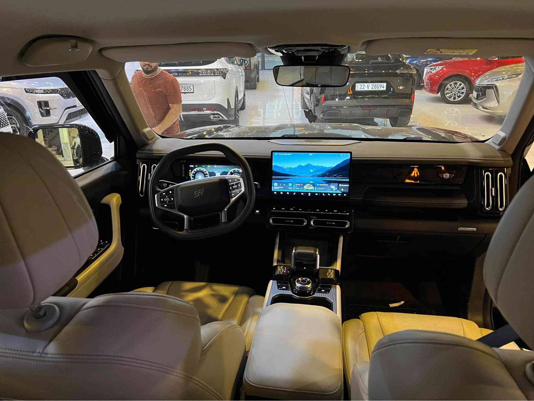 عەرەبی

🚘 جيتور تي وان – موديل 2026

📍 الممشى: 24,000 كم فقط
🎨 قطعة واحدة مصبوغة، والباقي شرط
✨ المواصفات: Comfort
✅ السيارة نظيفة وحالتها ممتازة
💰 السعر: 205 ورقة، بدون معاملة
***********
کوردی

🚘 جیتۆر T1 – مۆدێلی 2026

📍 کەم: تەنها 24,000 کیلۆمەتر
🎨 بۆیاخ: تەنها یەک پارچە چاملغە، باقی بەشەکان بە شەرت
✨ مواصفات: کۆنفۆرت
✅ سەیارەکە پاک و خاوێنە و هرموو گیانی بەشەرت 
💰 نرخ: 205 وەرەقە، بێ مەعاملە
*********** Singapore
