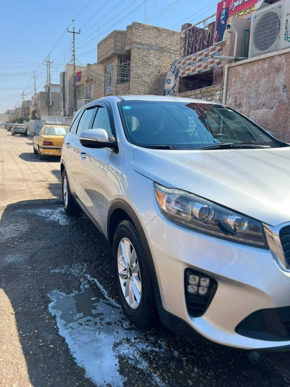 سلام عليكم 
كيه سورنتو موديل 2019 سياره بل عافيه عل ياخذه نضيفه حيل امريكي مكينه 2500 اربعه سلندر رقم بغداد وكلشي كدامك سونرهه السعر.   190 وبيه مجال 
 ***********.  مكاني بغداد الشعب

نص مكتوب في الصور:
- Kia Sorento L 2019 Silver 2.4L vin: 5XYPG4A35KG510688 Final bid: $9000 Auction: IAAI Timed Lot number: 28415438 Date of sale: 13.02.2021 Year: 2019 VIN: 5XYPG4A35KG510688 Condition: Starts
- en.bidfax.info
- Kia Sorento L 2019
- Silver 2.4L vin: 5XYPG4A35KG510688
- Final bid: $9000
- Auction: IAAI
- Timed
- Lot number: 28415438
- Date of sale: 13.02.2021
- Year: 2019
- VIN: 5XYPG4A35KG510688
- Condition: Starts