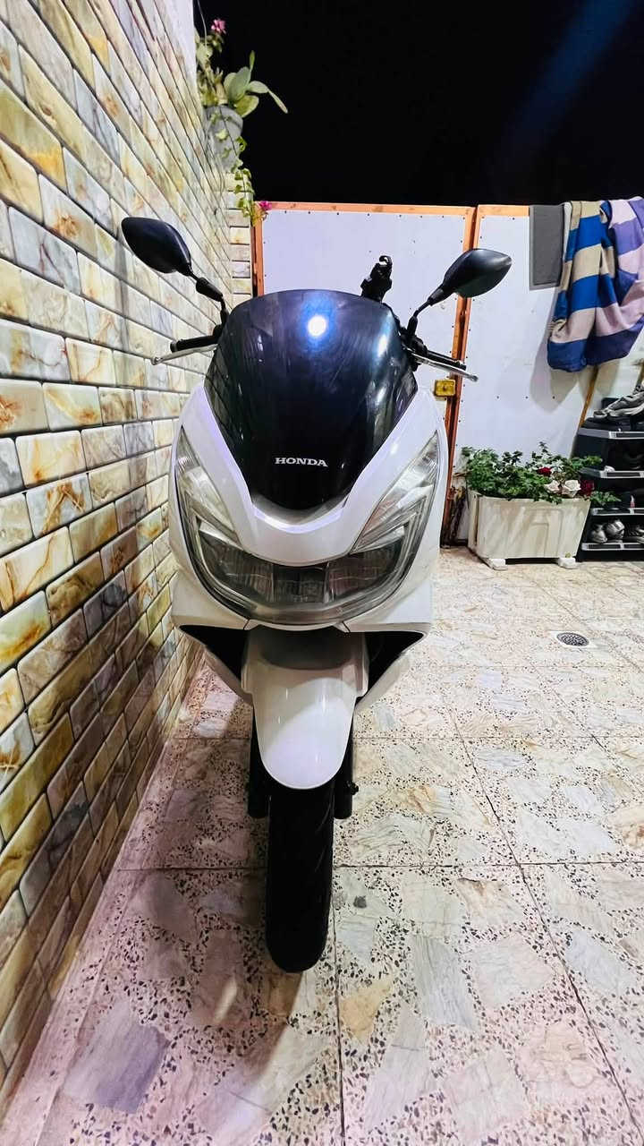 سلام عليكم PCX الجيل الثاني
مكينة 150

نضيفة برغي ما مفتوح بيها -نسختين من السويج ماشية ٧٢ الف 

📍الموقع بغداد الشعب

 للستفسار على الرقم *********** اهلاً وسهلاً بيكم وما نقصر وياكم انشالله
