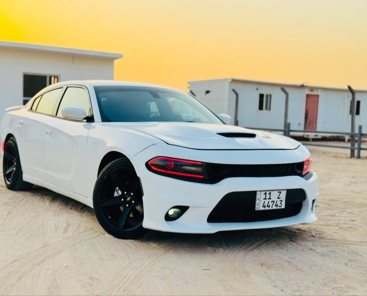 حياكم الله 🙋🏻‍♂️

جارجر موديل 2015 
سعرها 155 وبيها مجال 
محرك V6 3600 
وارد كندي السيارة
بيها 3 قطع 
السيارة نصبتها حلوة 
وجاهزة من كلشي 
رقم صاحب السيارة ‭***********‬
اتصل او راسلة واتساب 
مكلف بالنشر 🤍
