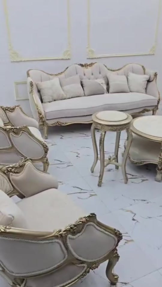 موديل الطاووس 🦚🦚  الفخامة والرقي بموديل واحد  من اجمل وارقى الموديلات صنع مصري دمياطي درجه اولى  10مقعد قنفتين ثلاثيه وكراسي عدد4 مع سيت طبلات خشب زان مرمر  التوصيل مجاني لجميع المحافظات شرط الفحص والمعاينه قبل الاستلام  ضمان سنتين فعلي  للحجز والاستفسار ☎️ *********** العنوان الديوانية طريق سيد محيل  #creatorsearchinsights #اكسبلورexplore  #الشعب_الصيني_ماله_حل😂😂 #بابل #كوت 
