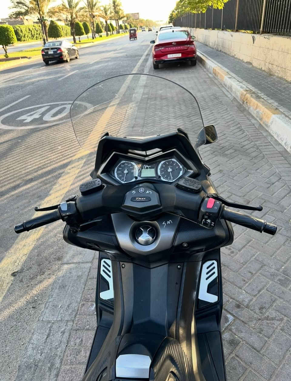 السلام عليكم 
TMAX 2017 Iron max
بحالة الوكالة على مزاد اليابان  مثل ماموضح بالصور 
الممشى - km .  33.000 
العنوان : بغداد 
الاتصال - ***********
