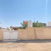 بيت للبيع • ٣٠٠م • واسط الكوت