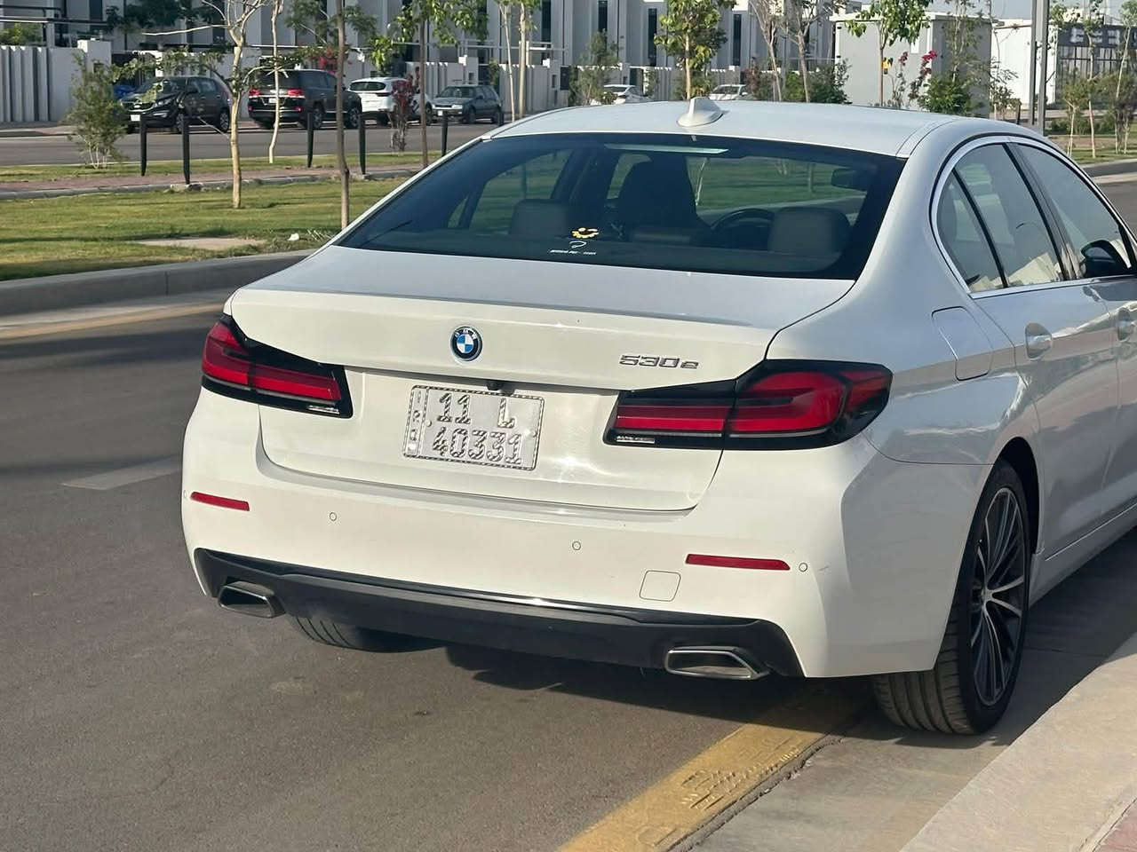 BMW 530E
موديل 2023 مواصفات بلكن هايبرد بانزين 3 انظمة ماشيه 57000 الف وارد امريكي صبغ فقط جاملغ خلفي + بارد بسيط بالباب 
بدون دواخل بدون ايرباك رقم بغداد 
السعر 31500$ وبيها مجال 
للاستفسار : *********** متوفر واتساب
