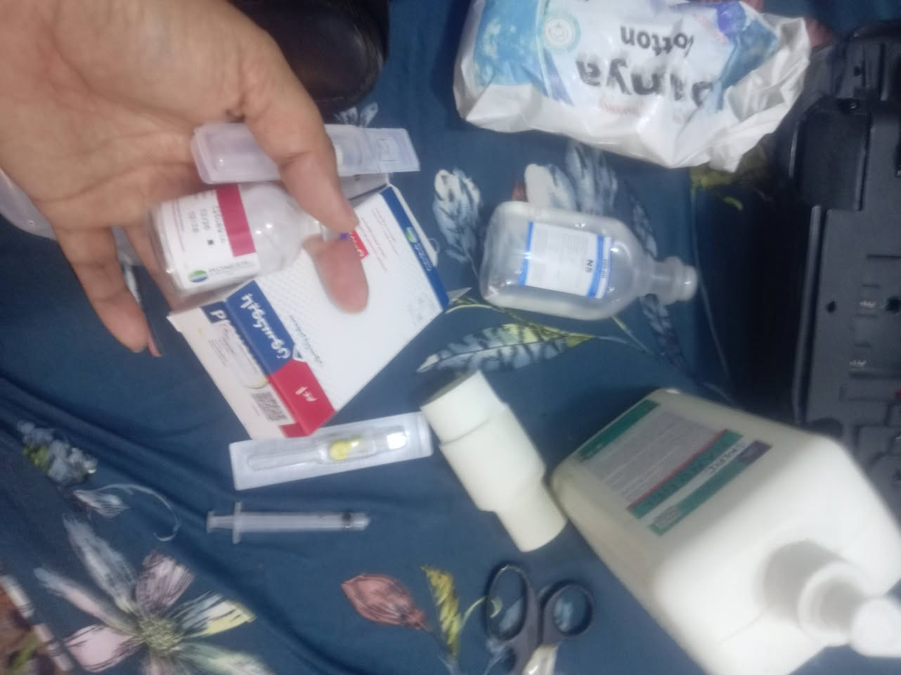 🌹 عيادة سلامتك  بخدمة الديوانية🌹

🌺 تمت زيارة مريضتنا في دارها في حي السراي واعطاء العلاج ٠٠

🌺 تم توصيل الامانات من طريق السنية الى الضباط
🌿👈 ومن الضباط الى حي العسكري لاول

🌺 اعطاء مريضتنا العلاج في رفعت

🌺 يتوفر لدينا كادر رجالي للحالات الخاصة
       🌿 نستقبلكم يوميا بعيادتنا دمتم بخير 

للاستفسار الاتصال
*********** ممرضة
*********** ممرض
