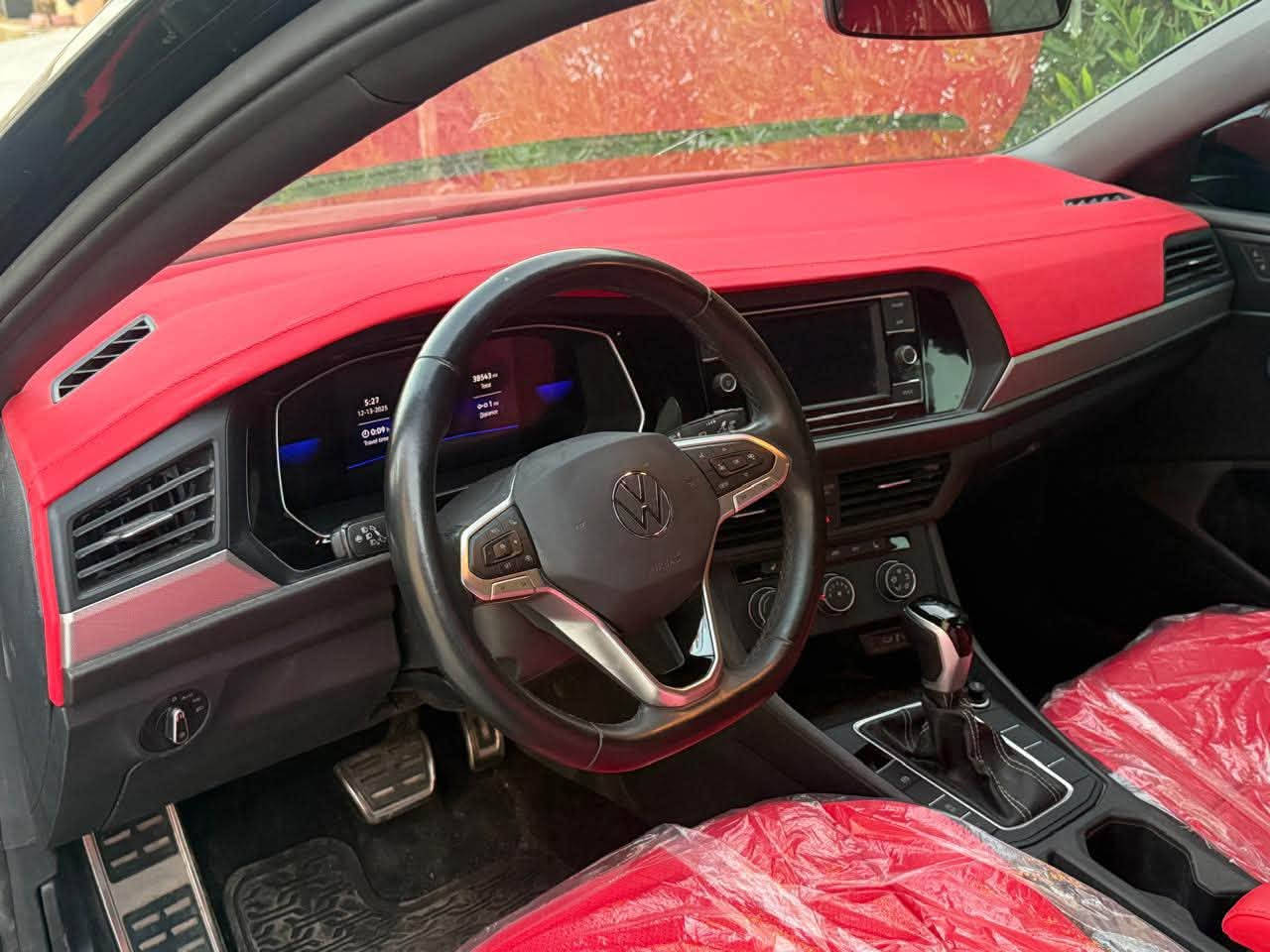 لبيع او مراوس حسب قناعه jetta s sport 2024 مواصفات معروفه حادثها ربع بونيد بدون دواخل ايرباك سستم دواخل سبورت كشن حلد هيتر بعد هواي مواصفات رقم ماتي باقي شهرين ونص 
السعر 145 وبي مجال 

للاستفسار فقط واتس اب ***********
