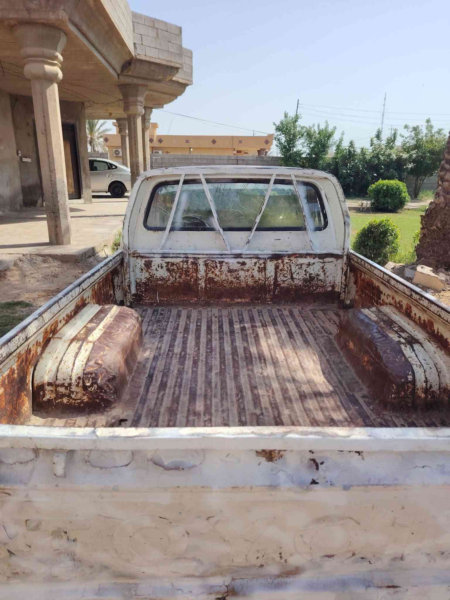 السلام عليكم للبيع بكم موديل 80 رقم صلاح الدين محرك بي خيط تبخير شاصي شركه صدر جديد السعر 12 وبيه مجال حك الجيه وترهم مراوس بسياره خصوصي المكان بلد ناحيه يثرب تحويل مباشر للتصال عل رقم ***********
