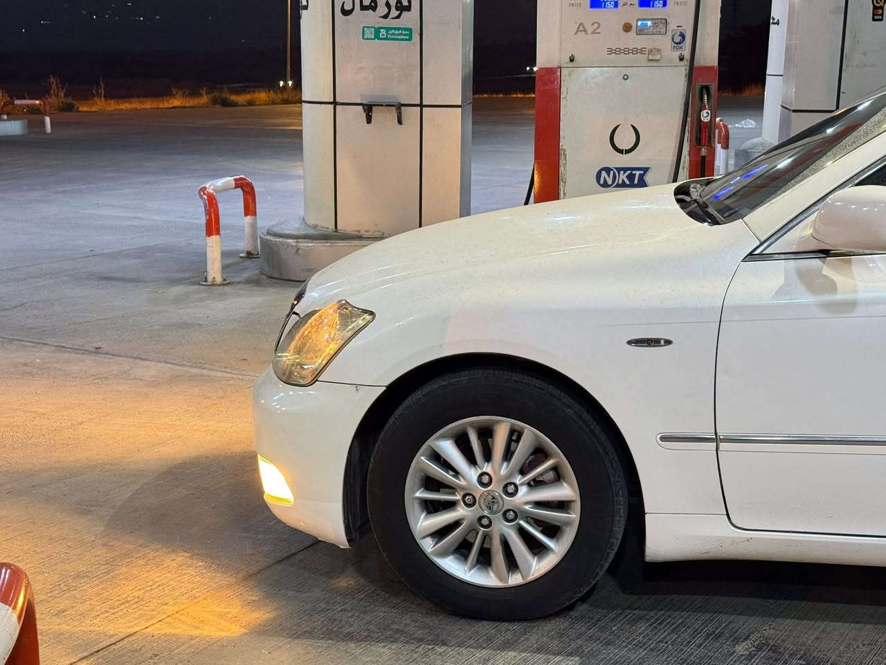 شاهینە بڕاوە • ٢٠٠٥ • ١٤٠٠٠٠